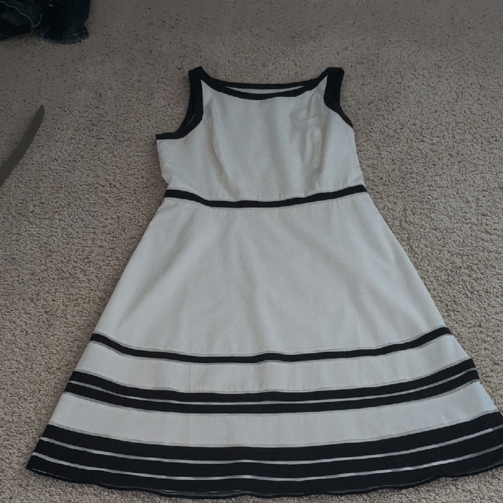 Ann Taylor Black and White Striped Midi Dress, Fully Lined. Side Zipper.